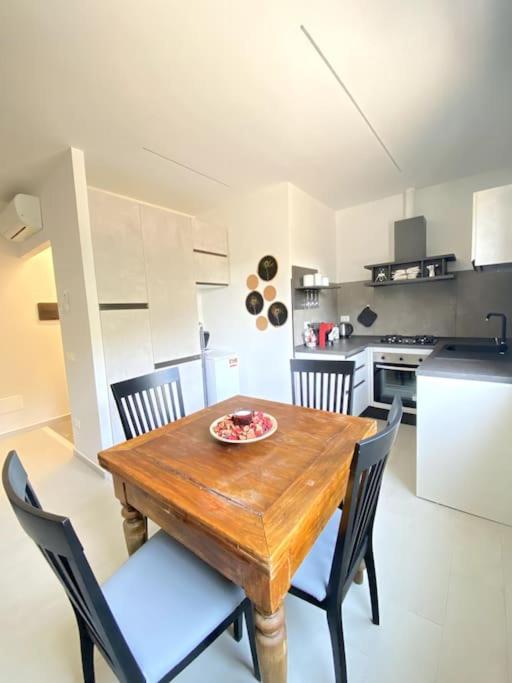 Obsidian -Centro- Wifi + Free Parking Appartement Ravenna Buitenkant foto