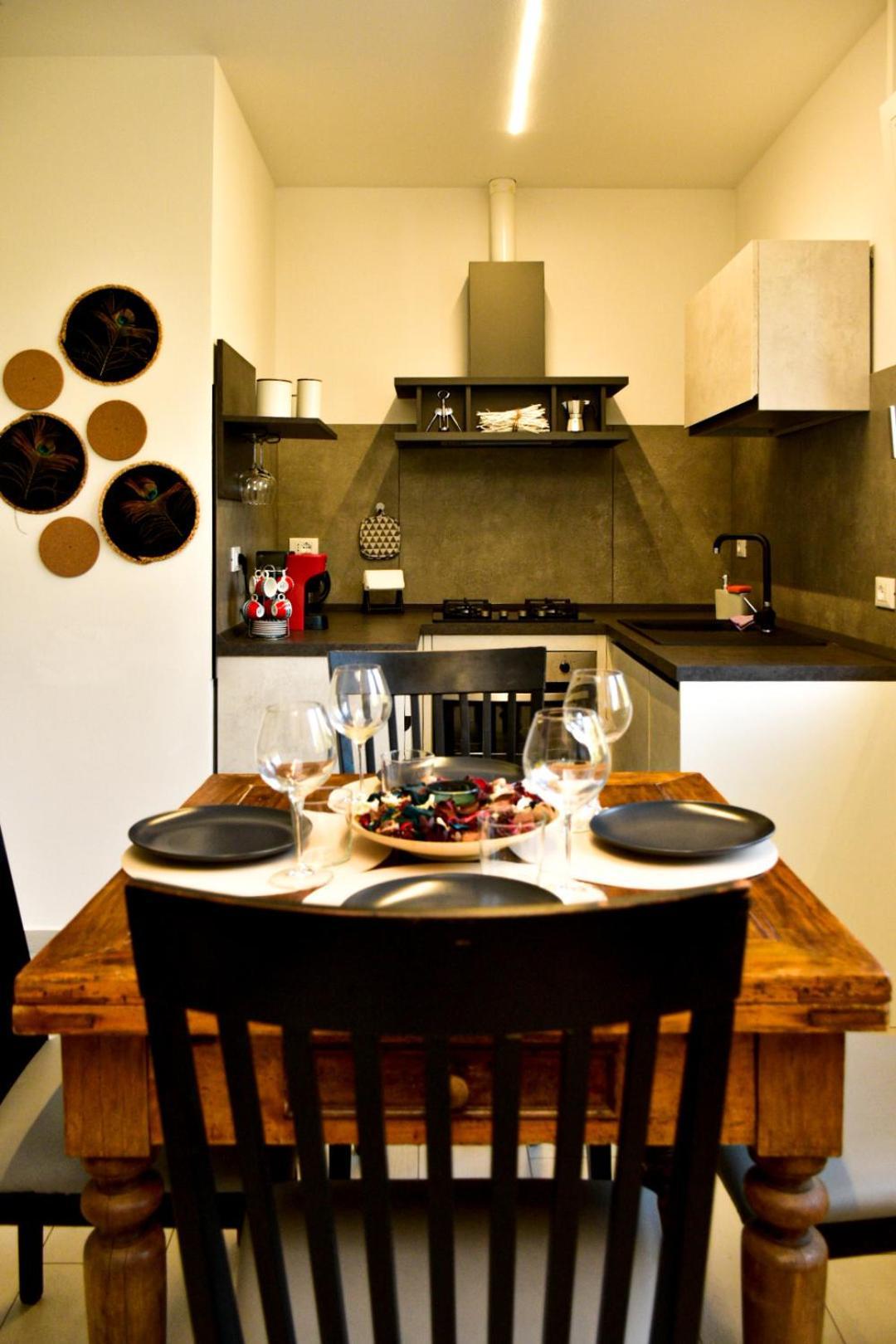 Obsidian -Centro- Wifi + Free Parking Appartement Ravenna Buitenkant foto